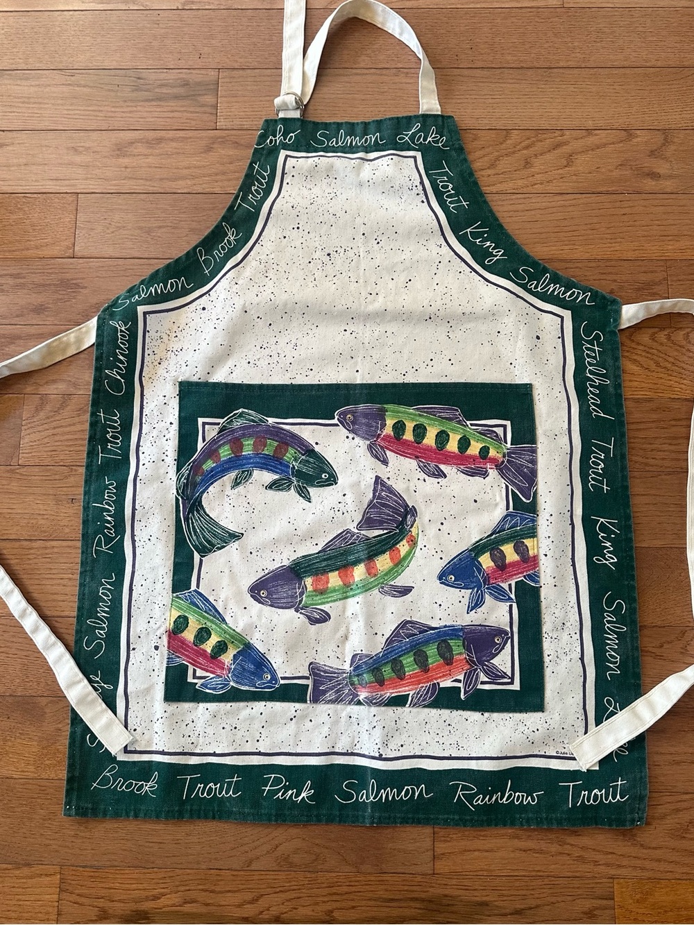 vintage Kay Dee Designs "Catch of the Day" bib apron